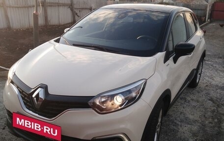 Renault Captur I, 2019 год, 1 545 000 рублей, 3 фотография