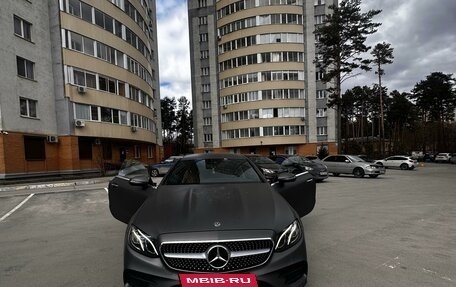 Mercedes-Benz E-Класс, 2018 год, 3 850 000 рублей, 8 фотография