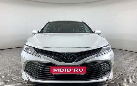 Toyota Camry, 2019 год, 2 фотография