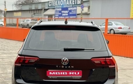 Volkswagen Tiguan II, 2020 год, 2 735 000 рублей, 5 фотография