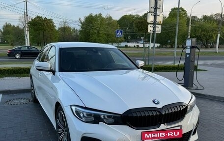 BMW 3 серия, 2020 год, 3 490 000 рублей, 13 фотография