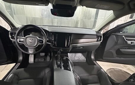 Volvo V90 Cross Country I рестайлинг, 2018 год, 3 150 000 рублей, 5 фотография