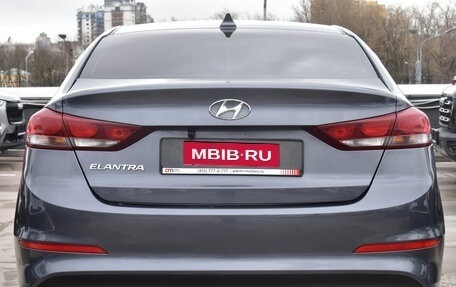 Hyundai Elantra VI рестайлинг, 2018 год, 1 599 000 рублей, 5 фотография