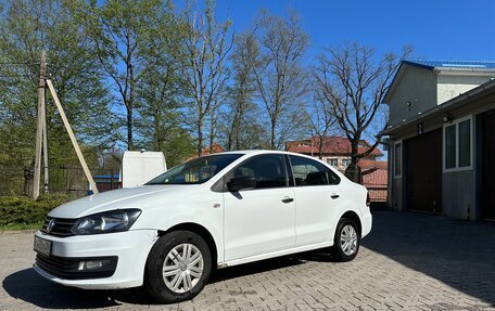 Volkswagen Polo VI (EU Market), 2018 год, 810 000 рублей, 2 фотография