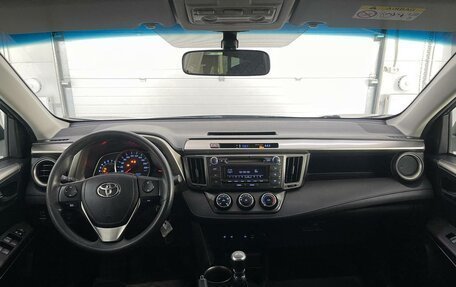 Toyota RAV4, 2013 год, 1 899 000 рублей, 10 фотография