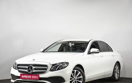 Mercedes-Benz E-Класс, 2017 год, 2 697 070 рублей, 2 фотография