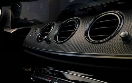 Mercedes-Benz E-Класс, 2016 год, 3 650 000 рублей, 5 фотография