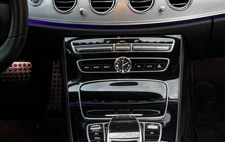 Mercedes-Benz E-Класс, 2016 год, 3 650 000 рублей, 13 фотография