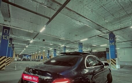 Mercedes-Benz E-Класс, 2016 год, 3 650 000 рублей, 6 фотография