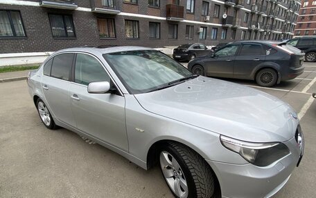 BMW 5 серия, 2005 год, 970 000 рублей, 10 фотография