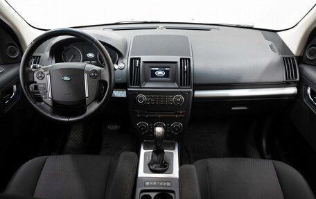 Land Rover Freelander II рестайлинг 2, 2013 год, 1 880 000 рублей, 16 фотография