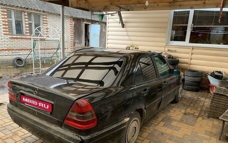 Mercedes-Benz C-Класс, 1996 год, 180 000 рублей, 2 фотография