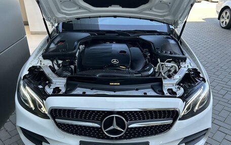 Mercedes-Benz E-Класс, 2019 год, 3 499 000 рублей, 24 фотография
