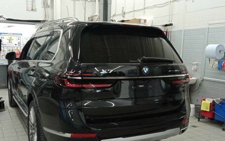 BMW X7, 2023 год, 15 000 000 рублей, 3 фотография