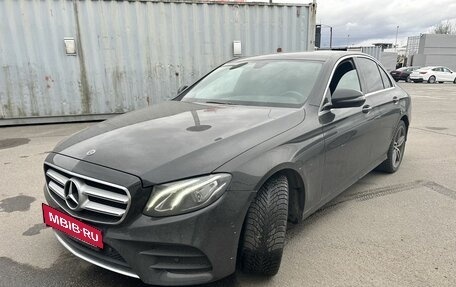 Mercedes-Benz E-Класс, 2018 год, 3 769 000 рублей, 3 фотография