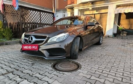 Mercedes-Benz E-Класс, 2015 год, 2 500 000 рублей, 3 фотография