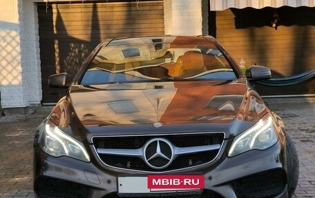 Mercedes-Benz E-Класс, 2015 год, 2 500 000 рублей, 4 фотография