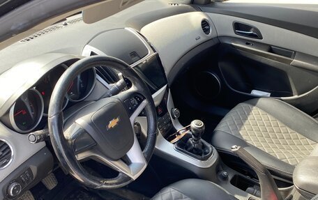 Chevrolet Cruze II, 2013 год, 960 000 рублей, 4 фотография