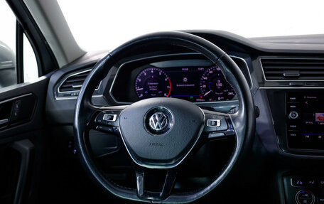 Volkswagen Tiguan II, 2018 год, 2 730 000 рублей, 16 фотография
