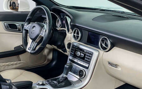 Mercedes-Benz SLK-Класс, 2015 год, 2 900 000 рублей, 17 фотография