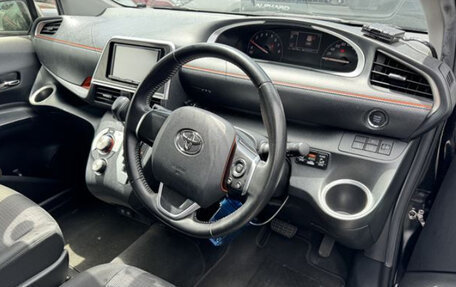 Toyota Sienta II, 2021 год, 1 090 000 рублей, 6 фотография