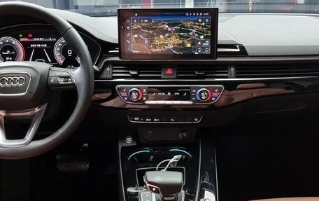 Audi A4, 2020 год, 2 000 000 рублей, 17 фотография