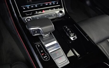 Audi A8, 2020 год, 5 900 000 рублей, 8 фотография