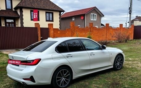 BMW 3 серия, 2021 год, 4 000 000 рублей, 16 фотография