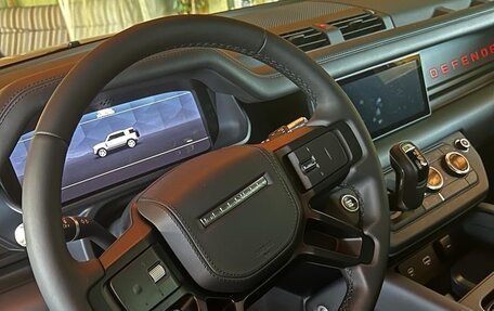 Land Rover Defender II, 2020 год, 7 000 000 рублей, 15 фотография