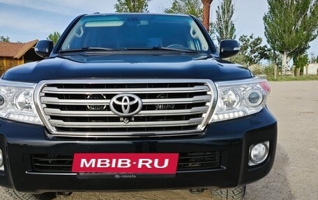 Toyota Land Cruiser 200, 2013 год, 4 600 000 рублей, 9 фотография