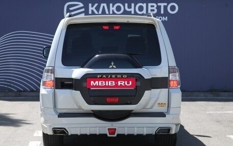 Mitsubishi Pajero IV, 2019 год, 3 865 000 рублей, 4 фотография
