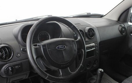 Ford Fusion I, 2005 год, 240 000 рублей, 13 фотография