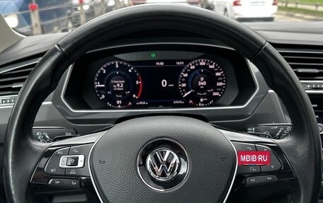 Volkswagen Tiguan II, 2018 год, 3 595 000 рублей, 16 фотография