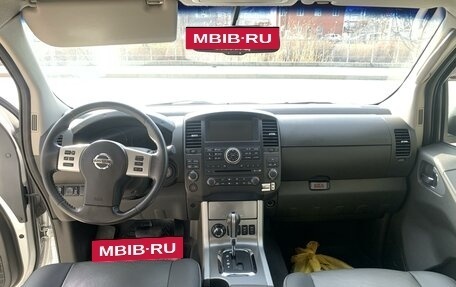 Nissan Navara (Frontier), 2012 год, 2 480 000 рублей, 9 фотография