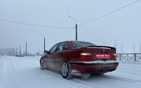 BMW 3 серия, 1992 год, 750 000 рублей, 4 фотография
