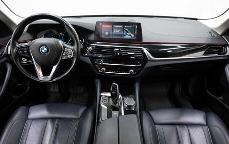 BMW 5 серия, 2017 год, 3 625 000 рублей, 18 фотография