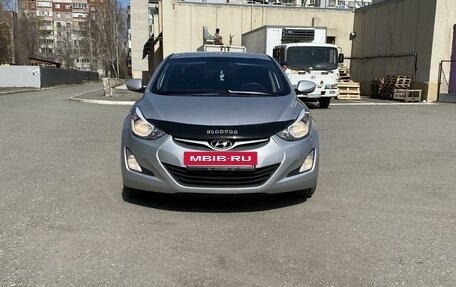 Hyundai Elantra V, 2015 год, 1 250 000 рублей, 2 фотография