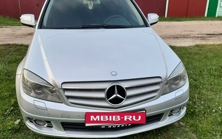 Mercedes-Benz C-Класс, 2008 год, 1 070 000 рублей, 2 фотография
