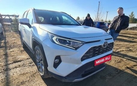 Toyota RAV4, 2021 год, 3 629 000 рублей, 1 фотография