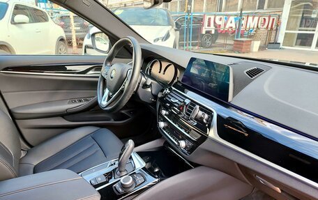 BMW 5 серия, 2019 год, 4 250 000 рублей, 14 фотография