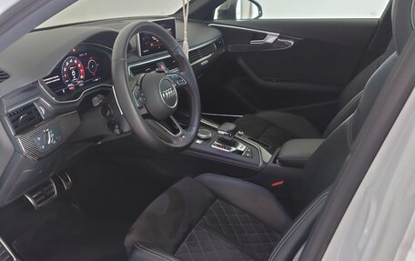 Audi RS 4, 2018 год, 7 500 000 рублей, 12 фотография