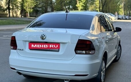 Volkswagen Polo VI (EU Market), 2019 год, 1 350 000 рублей, 2 фотография