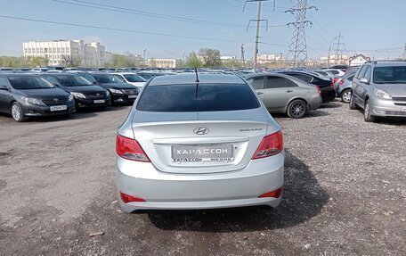Hyundai Solaris II рестайлинг, 2014 год, 900 000 рублей, 3 фотография