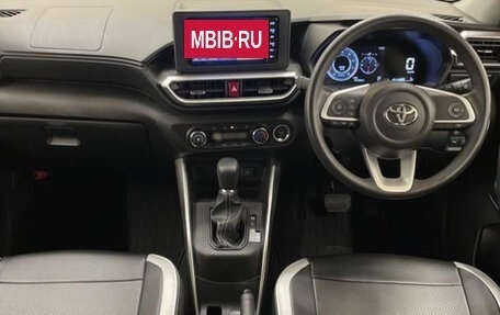 Toyota Raize I, 2021 год, 1 230 000 рублей, 9 фотография