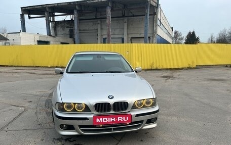 BMW 5 серия, 2000 год, 740 000 рублей, 8 фотография