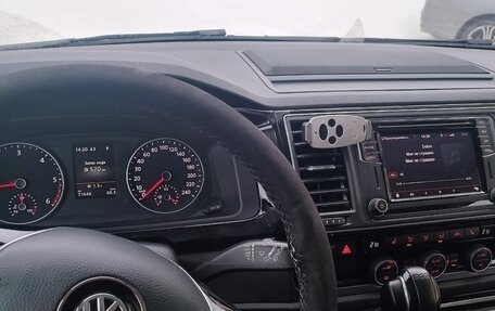 Volkswagen Multivan T6 рестайлинг, 2018 год, 4 980 000 рублей, 5 фотография