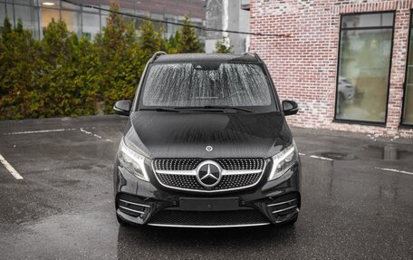 Mercedes-Benz V-Класс, 2023 год, 15 100 000 рублей, 32 фотография