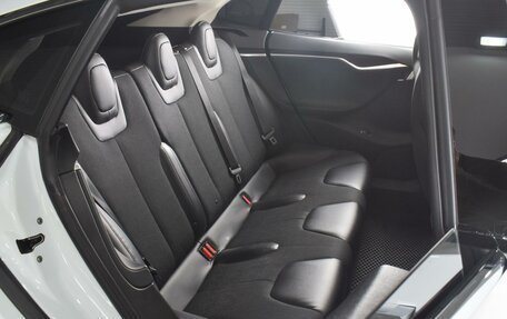 Tesla Model S I, 2014 год, 2 249 000 рублей, 7 фотография