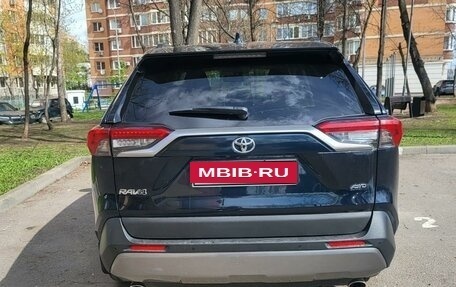 Toyota RAV4, 2019 год, 3 500 000 рублей, 6 фотография
