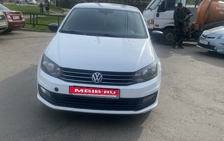 Volkswagen Polo VI (EU Market), 2015 год, 800 000 рублей, 2 фотография